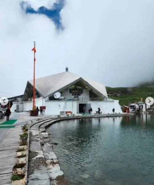 Hemkund-Sahib-Trek-Package