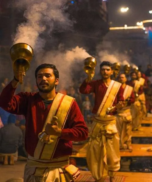 Varanasi-Tour-with-Golden-triangle-Tour-1